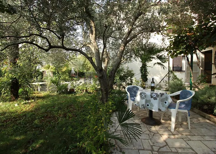 Gianna Studio 2, 600 M From The Beach